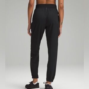 Lululemon License to Train High-Rise Pant